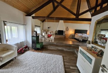Propriété individuelle de 6.5 pièces à Champvent. Vue imprenable.