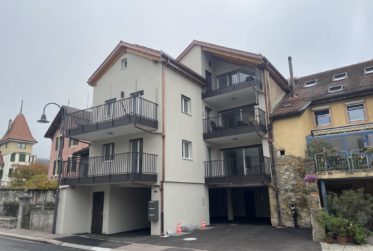 BAISSE DE PRIX ! Grand appartement neuf avec 2 balcons et parking