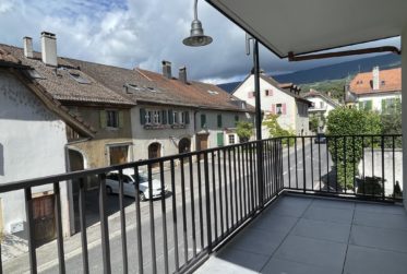 Au centre du village de Champagne - Spacieux appartement neuf avec 2 balcons et parking