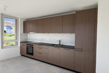 A Champagne - Dernier appartement A VENDRE dans nouvelle promotion - 3.5 pièces avec balcon et parking souterrain