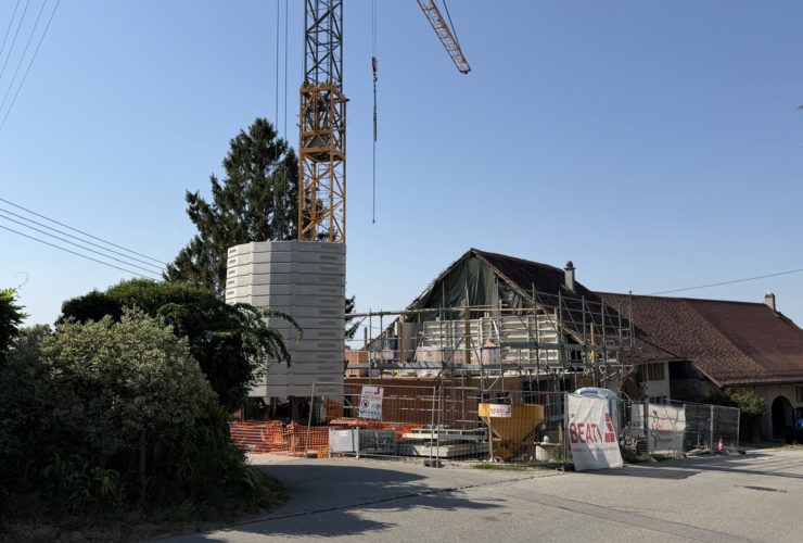 Le chantier avance ! Livraison pour l'été 2027. Encore 2 logements disponibles. Dès CHF 795'000.--.