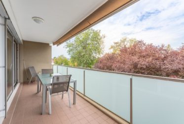 Bel appartement de 4.5 pièces avec grand balcon à deux pas du centre-ville, Rue Saint-Georges