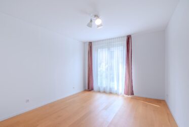 Appartement 3.5 pièces comme neuf avec loggia à Orbe